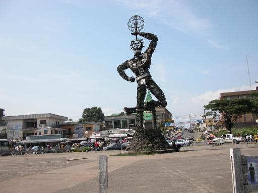 Statue à Douala